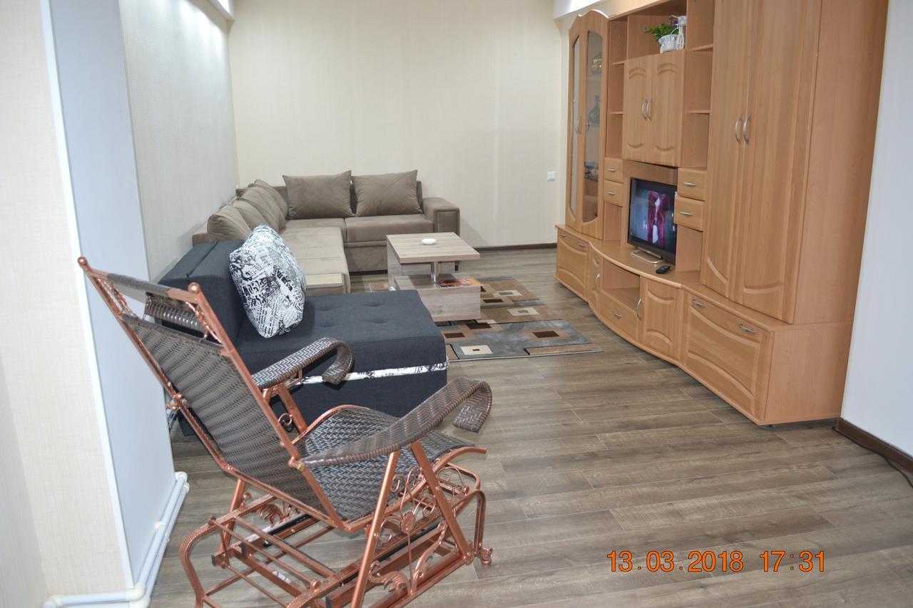 Apartment On Ikalto 8 Tbilisi Zewnętrze zdjęcie